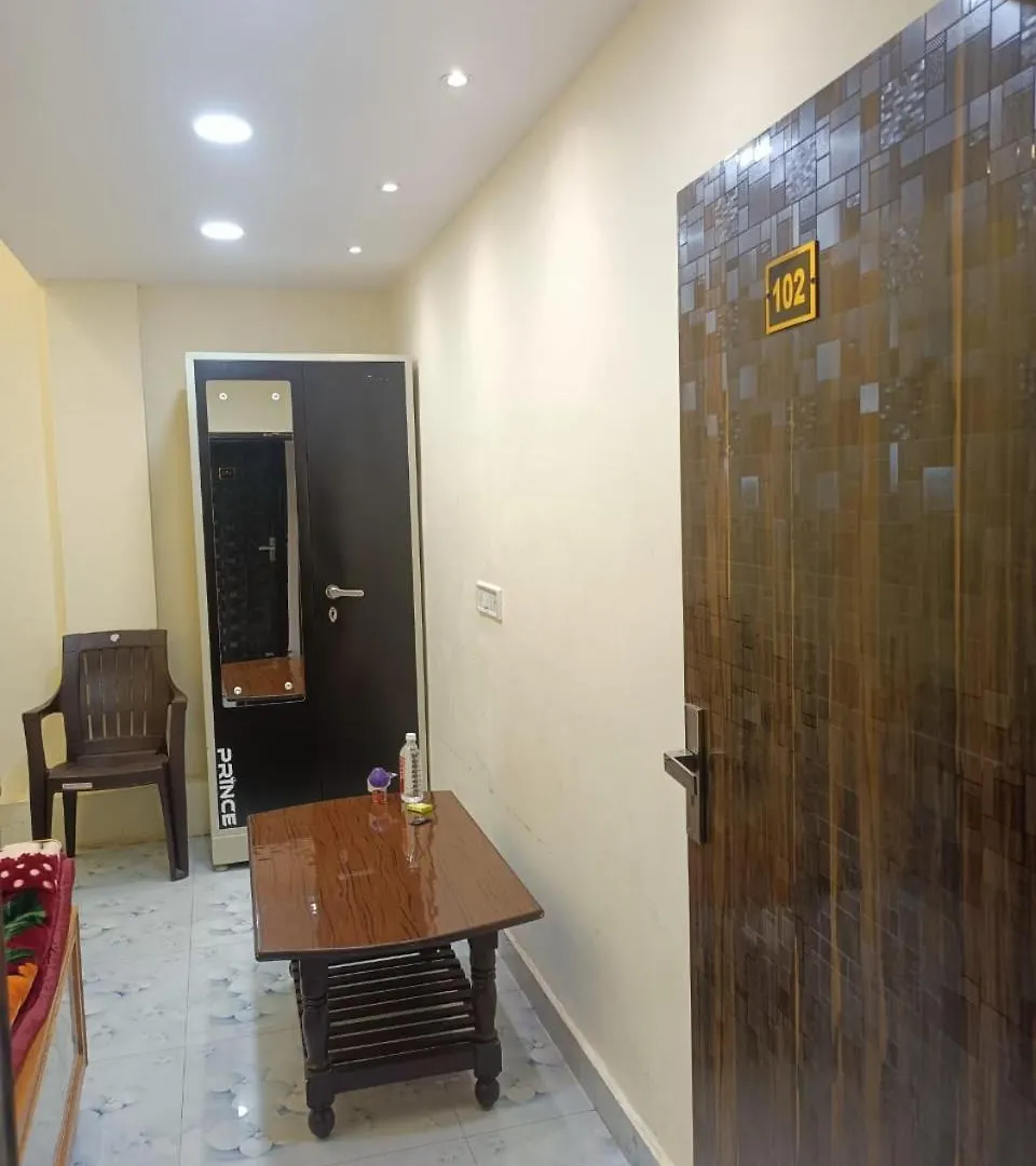 Sanskriti Guest House Waranasi
