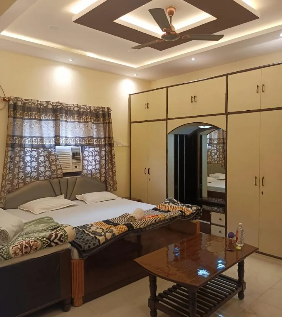 Sanskriti Guest House Waranasi