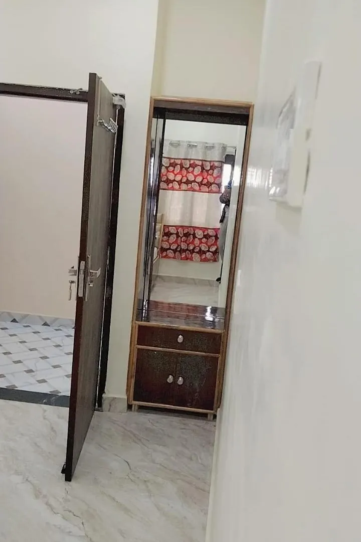 Sanskriti Guest House Waranasi