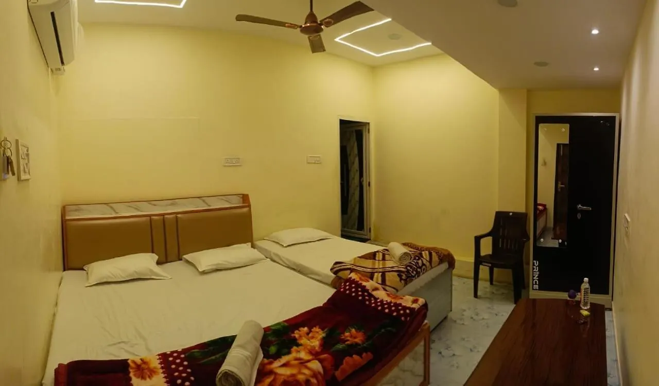 Sanskriti Guest House Waranasi