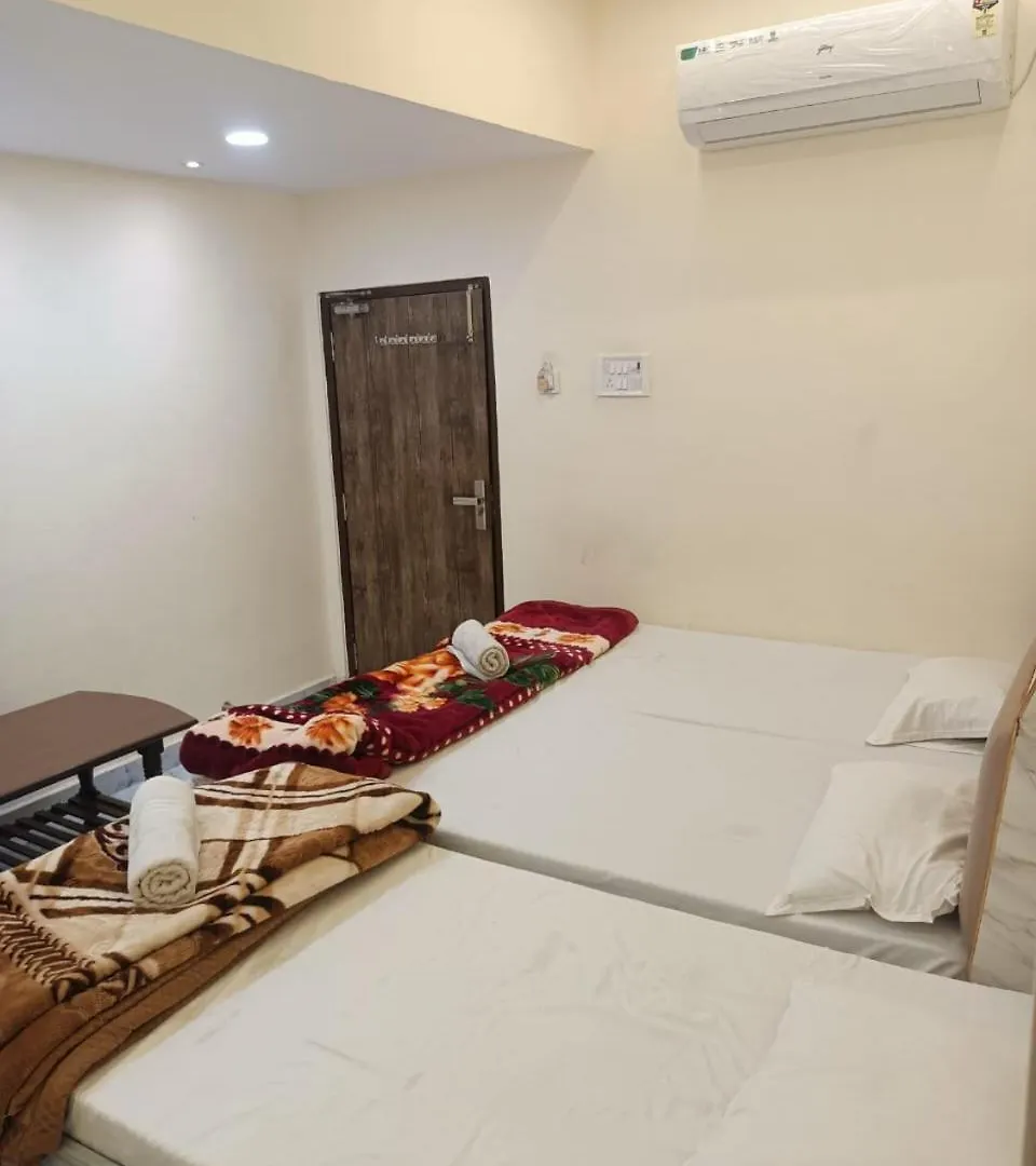 Sanskriti Guest House Waranasi