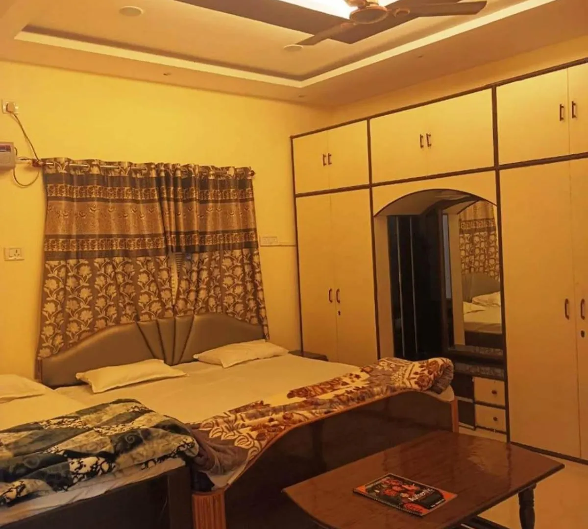 Sanskriti Guest House Waranasi